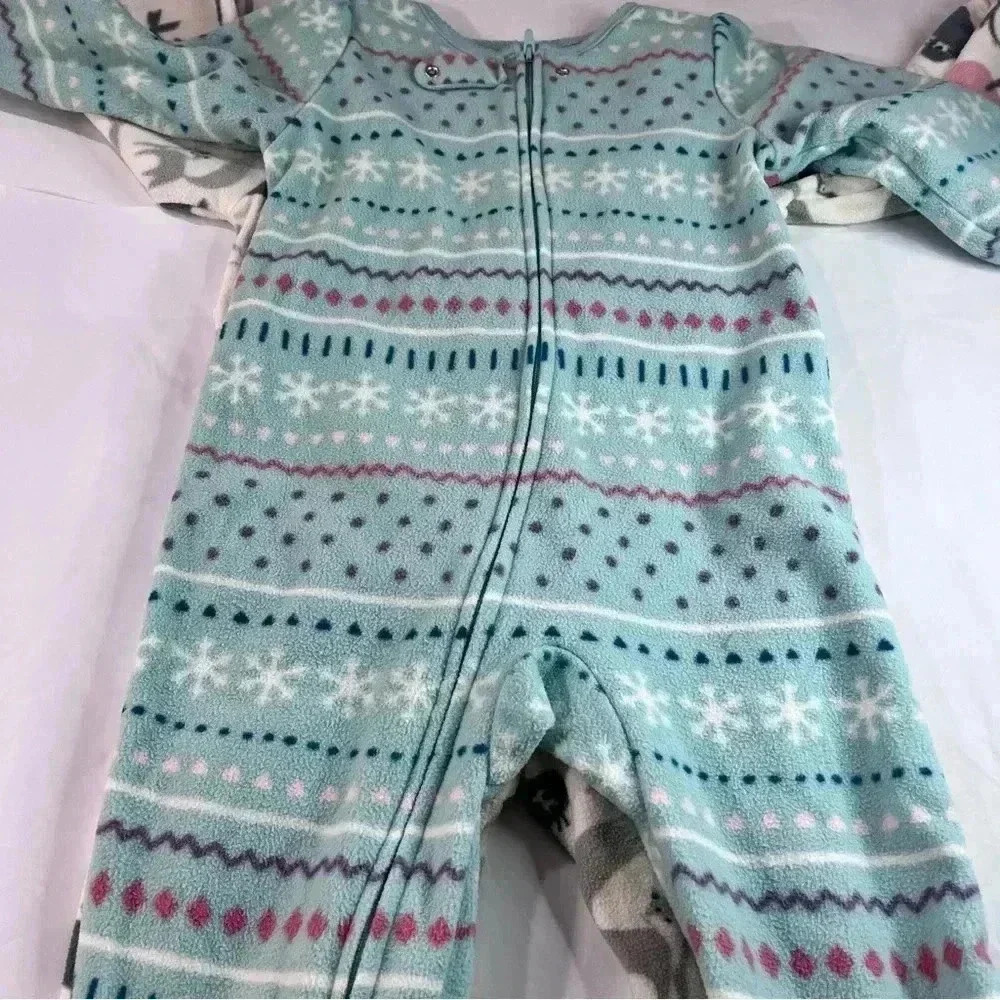 Just one you‎ Onsie 2 pack warm size 3T footed pijamas front zip